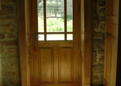 Création-rénovation-porte-et-portail-menuiserie-traditionnelle-du-poher-gourin-2-400x284