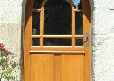 Création-rénovation-porte-et-portail-menuiserie-traditionnelle-du-poher-gourin-4-400x284